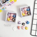 ست 6 عددی استیکر سرامیکی کرومی و Sanrio عروسکی و باکس وکیوم جادویی کد 0579