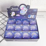 مداد تراش مخزن دار دو تیغه آکواریومی Pinen طرح فضانورد کد XP-3106 - Image 2