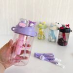 قمقمه فیلتر دار بند دار طرح کرومی و Sanrio کد 8006