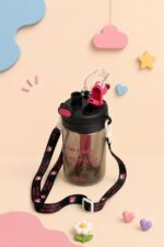 قمقمه فیلتر دار بند دار طرح کرومی و Sanrio کد 8006 - Image 3