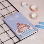 دفترچه سیمی A6 پیتیکو طرح دختر سری cute life کد 217 - Image 4