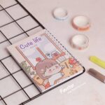 دفترچه سیمی A6 پیتیکو طرح دختر سری cute life کد 217 - Image 6