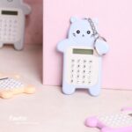 مینی ماشین حساب جاسوییچی طرح خرس کد SK-010 - Image 3