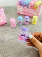 مداد تراش مخزن دار طرح اسموتی کرومی و Sanrio سری PARTY کد 3708 - Image 4