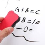 تخته پاک کن مگنتی رویه فومی طرح استخوان - Image 2