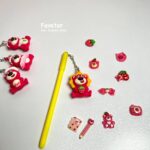 روان نویس آویزدار سیلیکونی طرح خرس و توت فرنگی Lotso کد 218 - Image 8